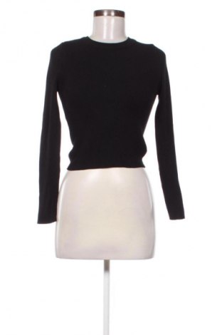 Dámský svetr Stradivarius, Velikost M, Barva Černá, Cena  219,00 Kč