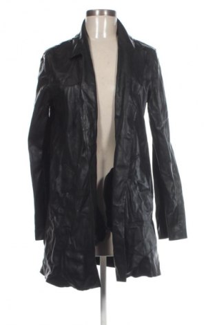 Дамско кожено яке Bershka, Размер M, Цвят Черен, Цена 9,71 €
