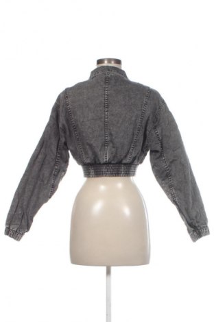 Γυναικείο μπουφάν Bershka, Μέγεθος XS, Χρώμα Μαύρο, Τιμή 13,99 €