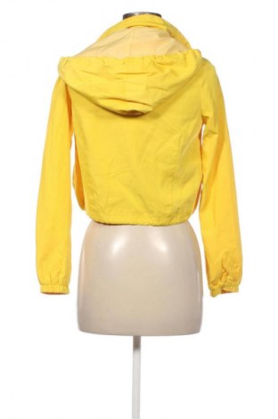 Дамско яке Bershka, Размер XS, Цвят Жълт, Цена 12,27 €