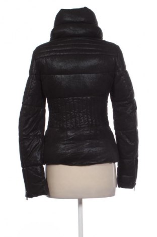 Dámská bunda  Guess, Velikost M, Barva Černá, Cena  1 779,00 Kč