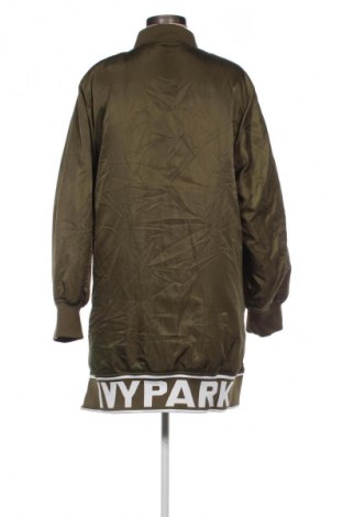 Дамско яке Ivy Park, Размер M, Цвят Зелен, Цена 21,98 €