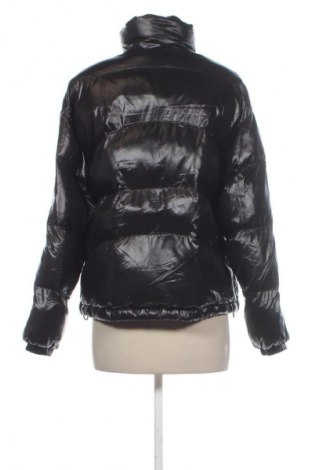 Дамско яке Levi's, Размер S, Цвят Черен, Цена 68,00 €