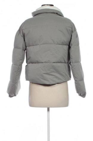 Дамско яке Reserved, Размер S, Цвят Екрю, Цена 26,78 €