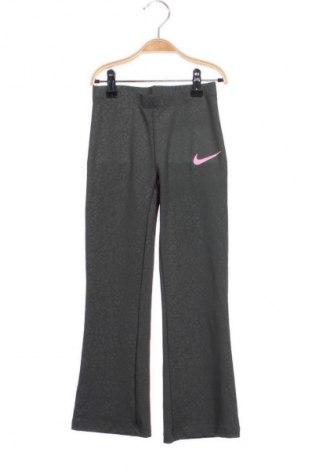 Gyerek sport nadrág Nike, Méret 5-6y / 116-122 cm, Szín Zöld, Ár 3 819 Ft
