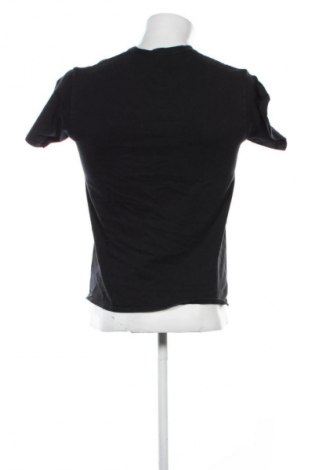 Pánské tričko  Unbranded, Velikost M, Barva Černá, Cena  109,00 Kč