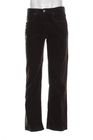 Herren Cordhose Revolt, Größe L, Farbe Grün, Preis € 10,99