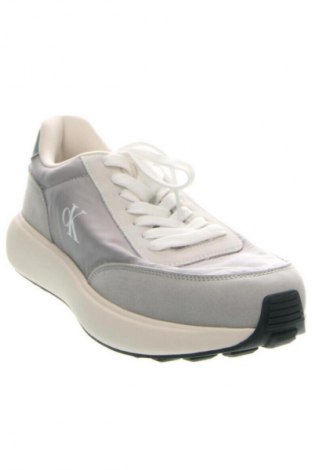 Férfi cipők
 Calvin Klein Jeans, Méret 42, Szín Szürke, Ár 17 999 Ft