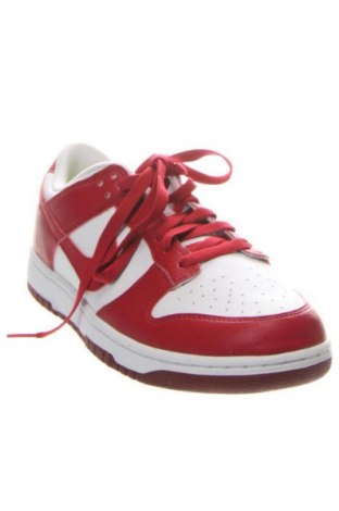 Ανδρικά παπούτσια Nike, Μέγεθος 42, Χρώμα Πολύχρωμο, Τιμή 71,99 €