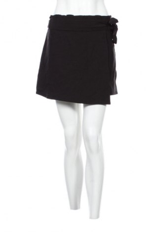 Пола - панталон About You, Размер L, Цвят Черен, Цена 13,80 €