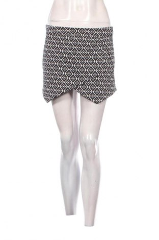 Пола - панталон Amisu, Размер L, Цвят Многоцветен, Цена 5,62 €