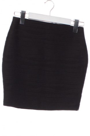 Sukňa Amisu, Veľkosť XS, Farba Čierna, Cena  8,95 €