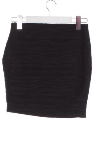 Sukňa Amisu, Veľkosť XS, Farba Čierna, Cena  8,95 €