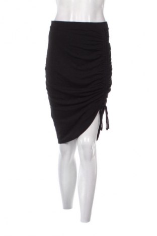 Пола Amisu, Размер S, Цвят Черен, Цена 6,64 €