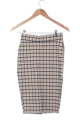 Пола Amisu, Размер XXS, Цвят Многоцветен, Цена 8,41 €