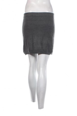 Пола Atmosphere, Размер M, Цвят Сив, Цена 2,04 €