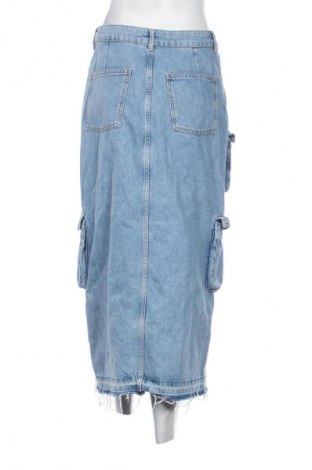 Пола Bershka, Размер M, Цвят Син, Цена 11,75 €