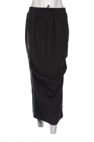 Пола Fb Sister, Размер S, Цвят Черен, Цена 6,13 €