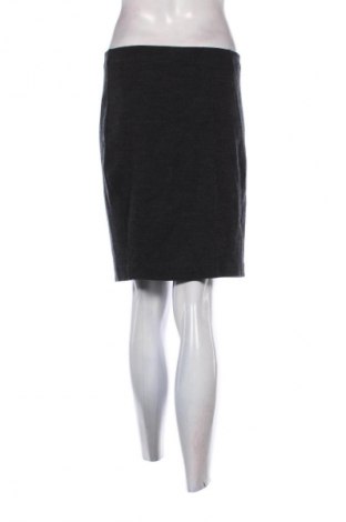 Пола Filippa K, Размер M, Цвят Черен, Цена 46,52 €