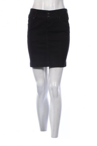 Пола Franco Ferucci, Размер M, Цвят Черен, Цена 13,29 €