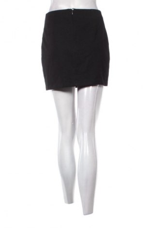 Пола H&M, Размер S, Цвят Черен, Цена 6,13 €