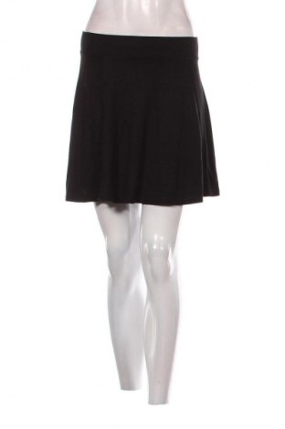 Пола H&M Divided, Размер S, Цвят Черен, Цена 12,00 €