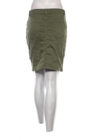 Пола Janina, Размер S, Цвят Зелен, Цена 5,62 €