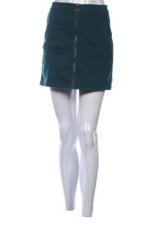 Пола Jennyfer, Размер S, Цвят Зелен, Цена 4,60 €