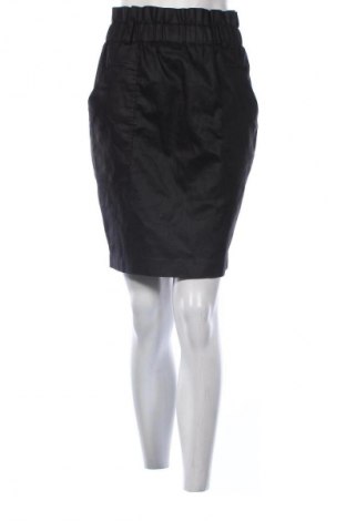 Пола Junona, Размер M, Цвят Черен, Цена 21,47 €