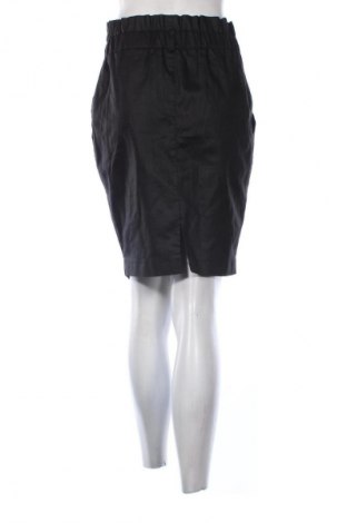 Пола Junona, Размер M, Цвят Черен, Цена 21,47 €