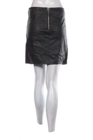 Пола Liberto, Размер M, Цвят Черен, Цена 2,04 €