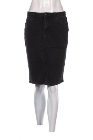 Пола Mango, Размер M, Цвят Черен, Цена 9,91 €