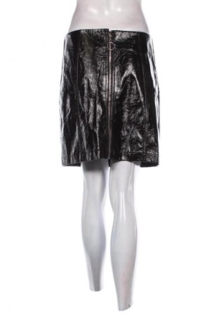 Пола New Look, Размер M, Цвят Черен, Цена 9,20 €