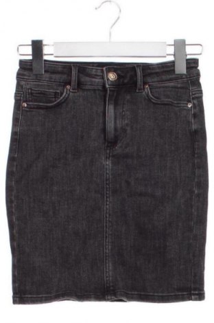 Sukně Pieces, Velikost XS, Barva Černá, Cena  89,00 Kč