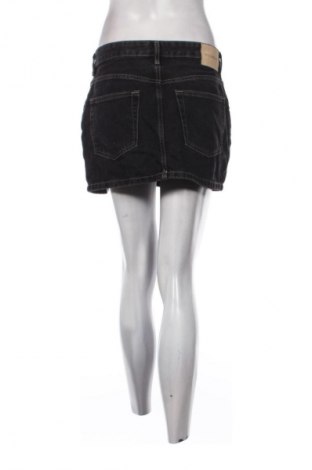 Sukně Pull&Bear, Velikost L, Barva Černá, Cena  109,00 Kč