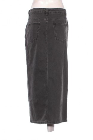 Sukně Pull&Bear, Velikost L, Barva Černá, Cena  369,00 Kč