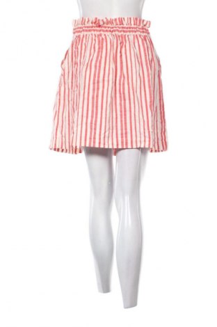 Пола Reserved, Размер M, Цвят Многоцветен, Цена 9,20 €