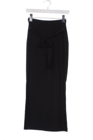 Spódnica SHEIN, Rozmiar XS, Kolor Czarny, Cena 28,99 zł