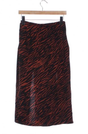 Пола Sinsay, Размер XS, Цвят Многоцветен, Цена 6,13 €