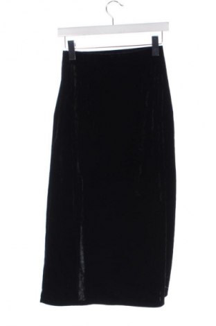 Пола Sinsay, Размер XS, Цвят Черен, Цена 8,18 €