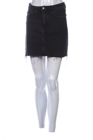 Пола Sinsay, Размер S, Цвят Черен, Цена 6,13 €