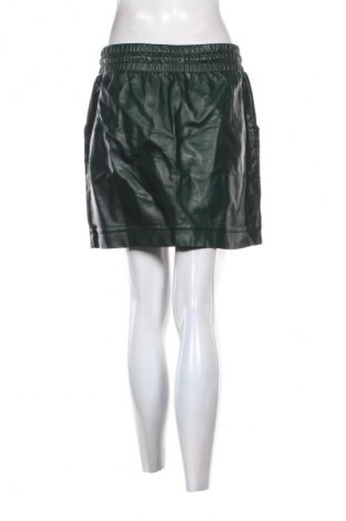 Пола Sisters Point, Размер L, Цвят Зелен, Цена 2,55 €