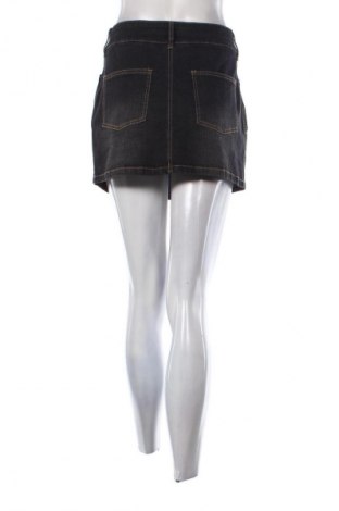 Пола Unbranded, Размер M, Цвят Черен, Цена 7,15 €