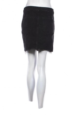 Пола Unbranded, Размер M, Цвят Черен, Цена 6,64 €