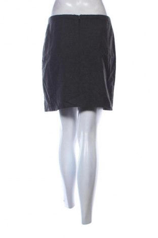 Пола Unbranded, Размер M, Цвят Сив, Цена 2,04 €