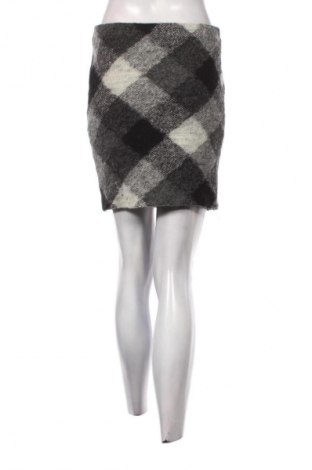 Fustă Yessica, Mărime S, Culoare Multicolor, Preț 17,99 Lei