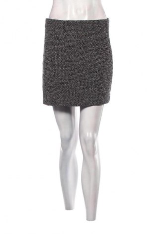 Пола Zara, Размер M, Цвят Многоцветен, Цена 4,09 €