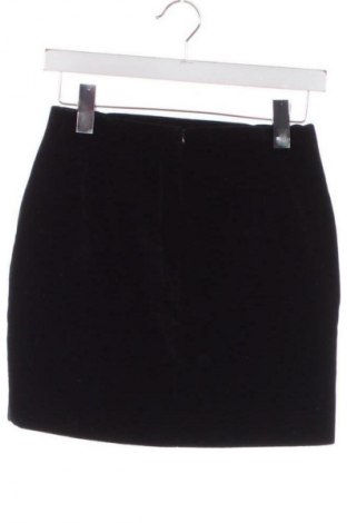 Пола Zara, Размер XS, Цвят Черен, Цена 5,62 €