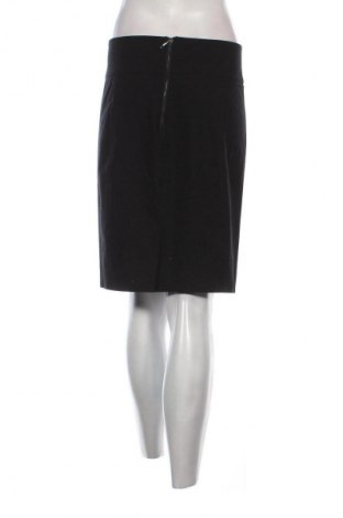 Пола Zara, Размер M, Цвят Черен, Цена 3,57 €