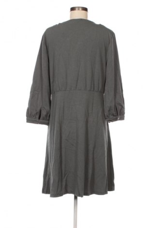 Рокля About You, Размер XXL, Цвят Зелен, Цена 13,29 €